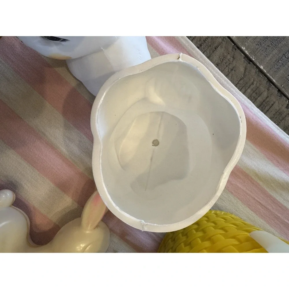 Vintage Peoria Blow Mold Easter Bunny Yellow Basket Rabbit Wind-Up Toy